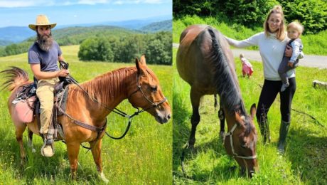 Na snímke sú farmári a kone.