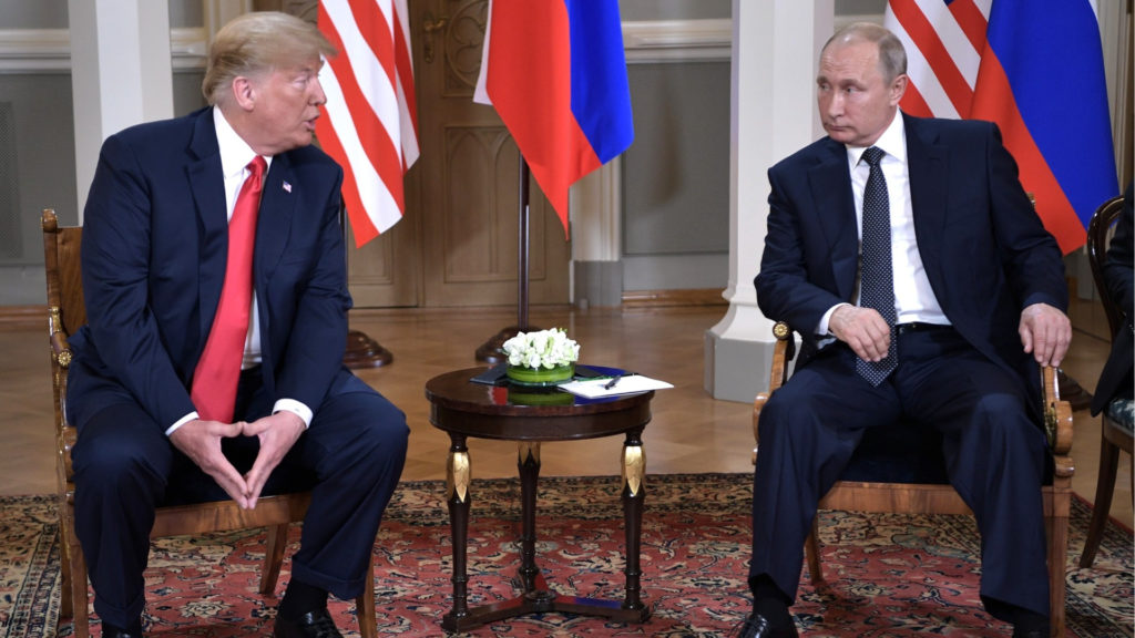 Putin s americkým prezidentom Donaldom Trumpom na summite v Helsinkách, Fínsko, 16. júla 2018.