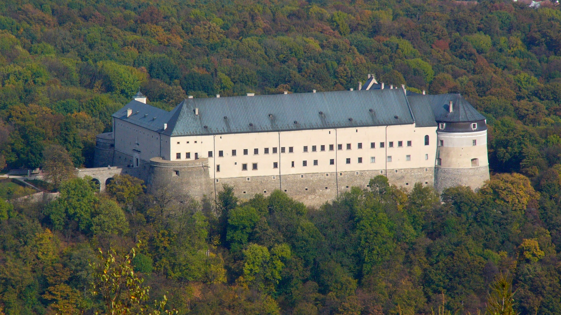 Červený kameň - hrad