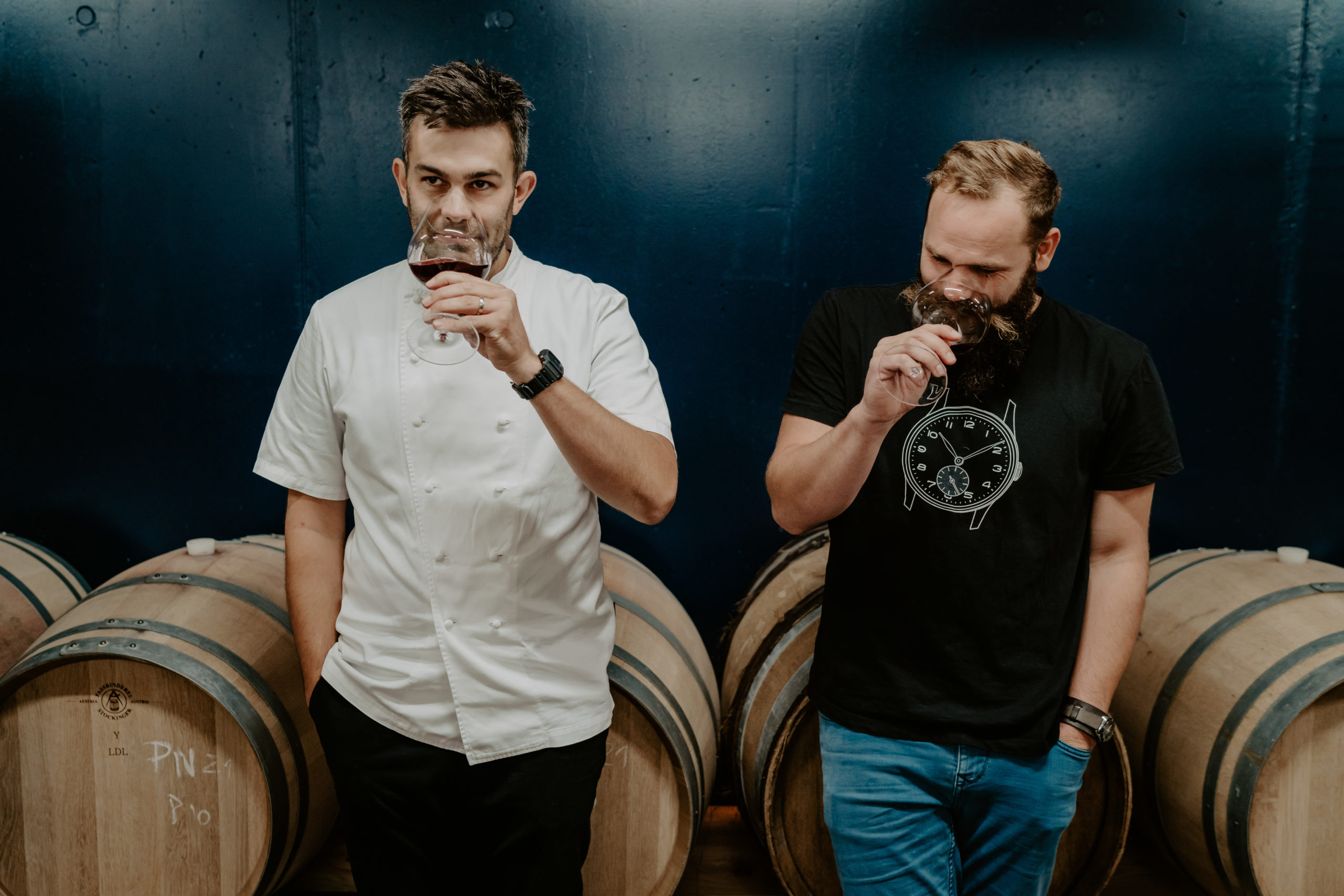 drama muni pijú vino