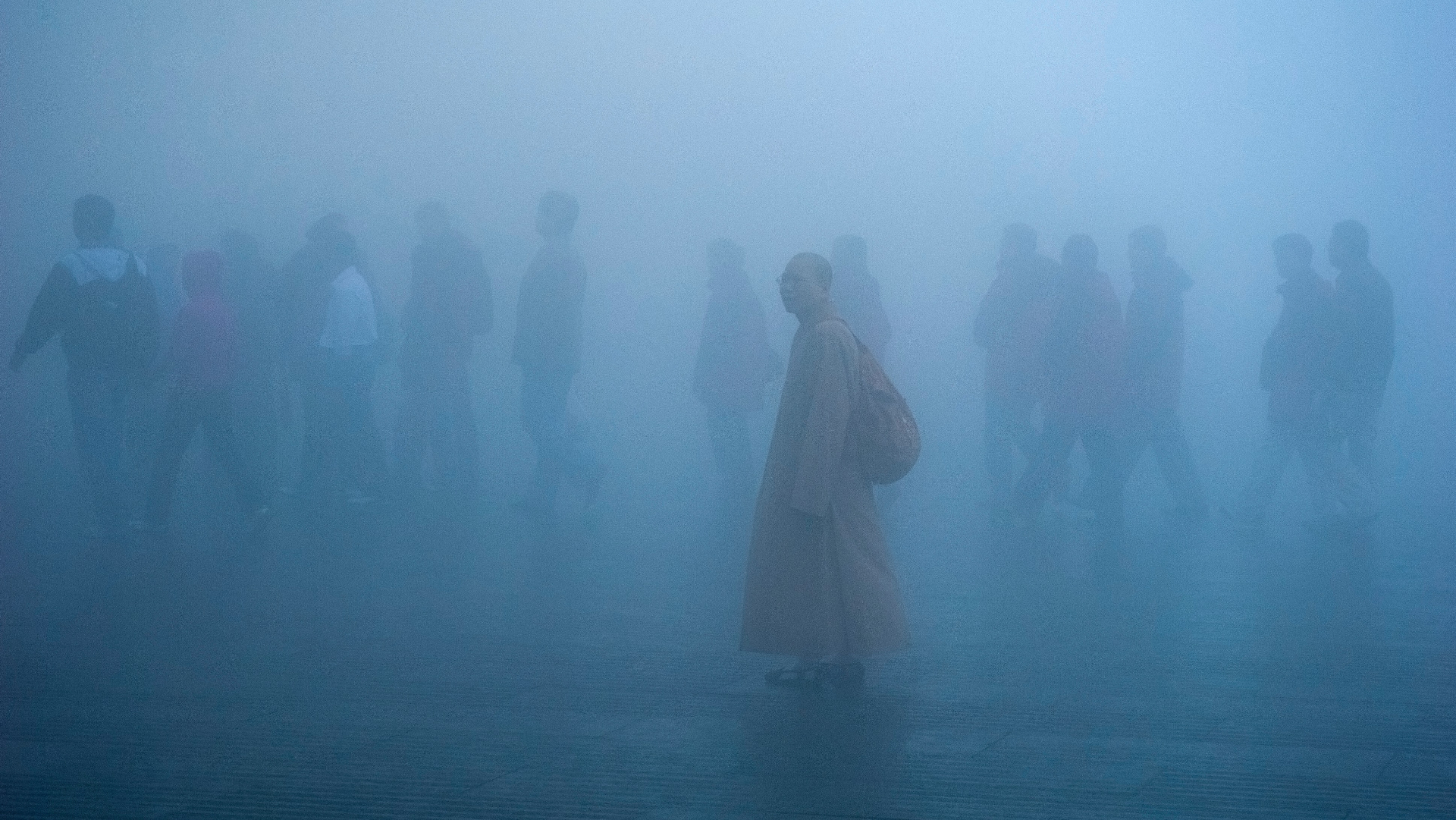 hustý mestský smog