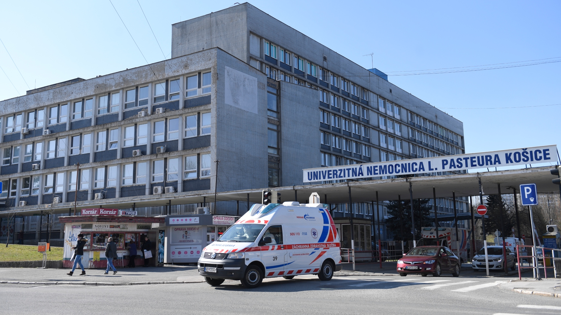 sanitka, zdravotníctvo, nemocnica