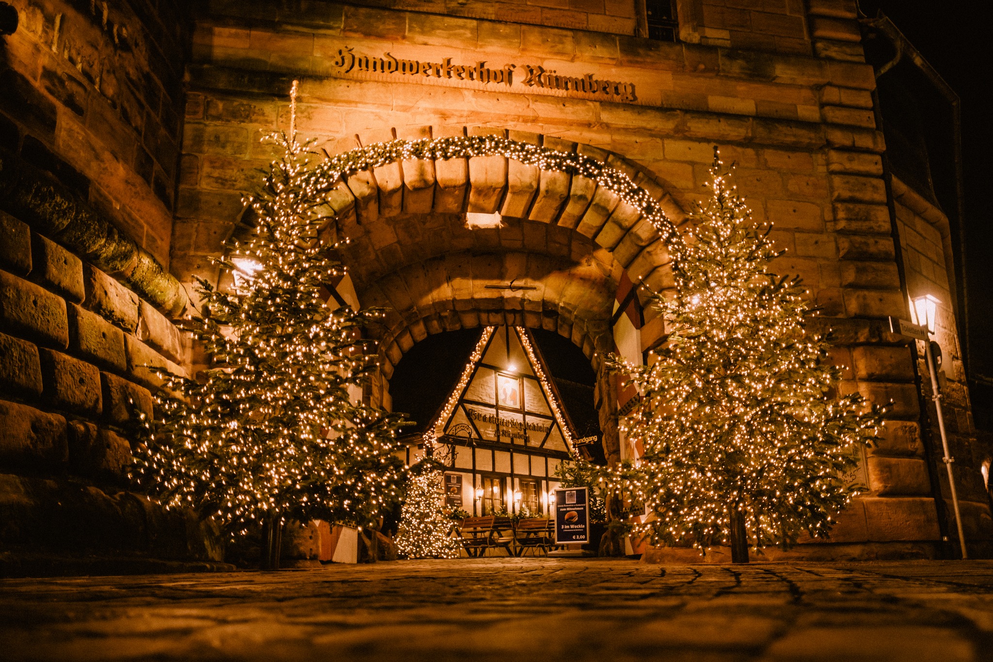 Nezabudnuteľné vianočné trhy tento rok ponúkne aj malebný nemecký Norimberg.