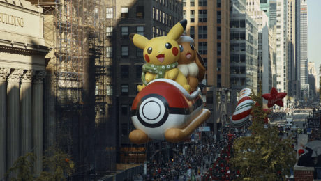 balón v tvare pokémona Pikachu v New Yorku