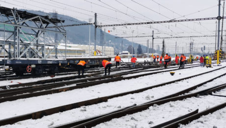 V Žiline sa vykoľajil pracovný vlak