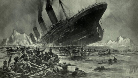 Tragická nehoda Titanicu. Potopenie Titanicu, ľudia utekajú na záchranných člnoch