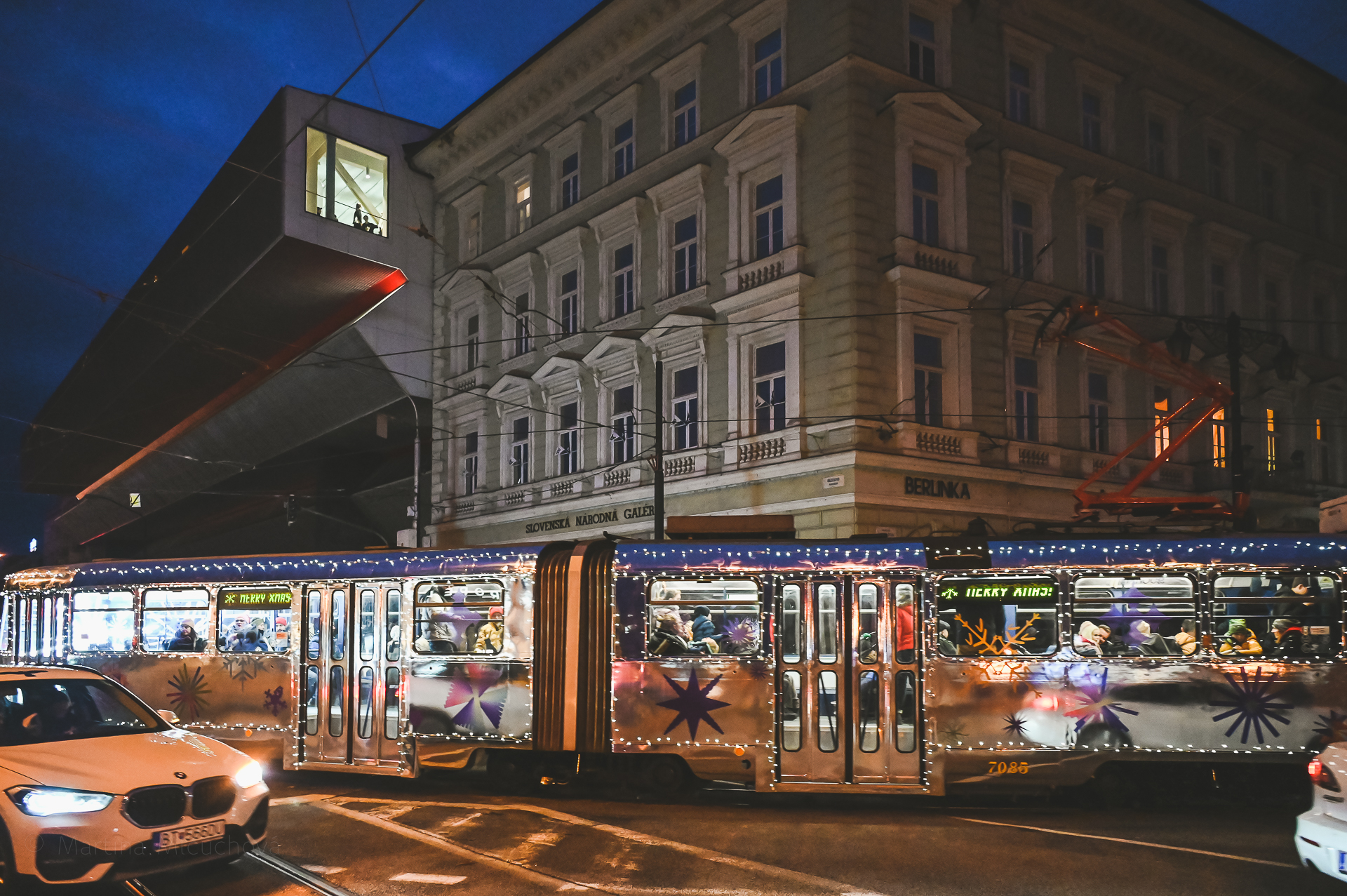 vianočná električka biela noc bratislava 2022