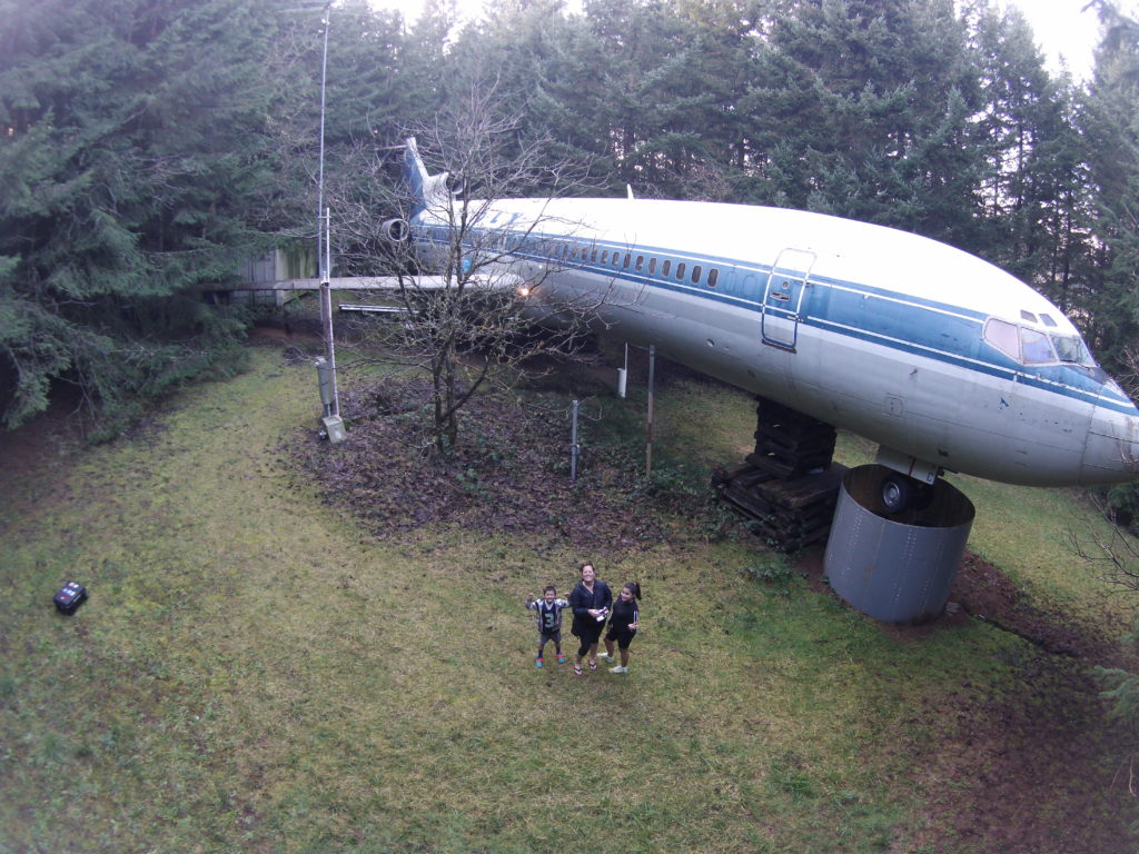 Boeing 727, ktorý slúži ako domov Bruce Campbella v Oregone