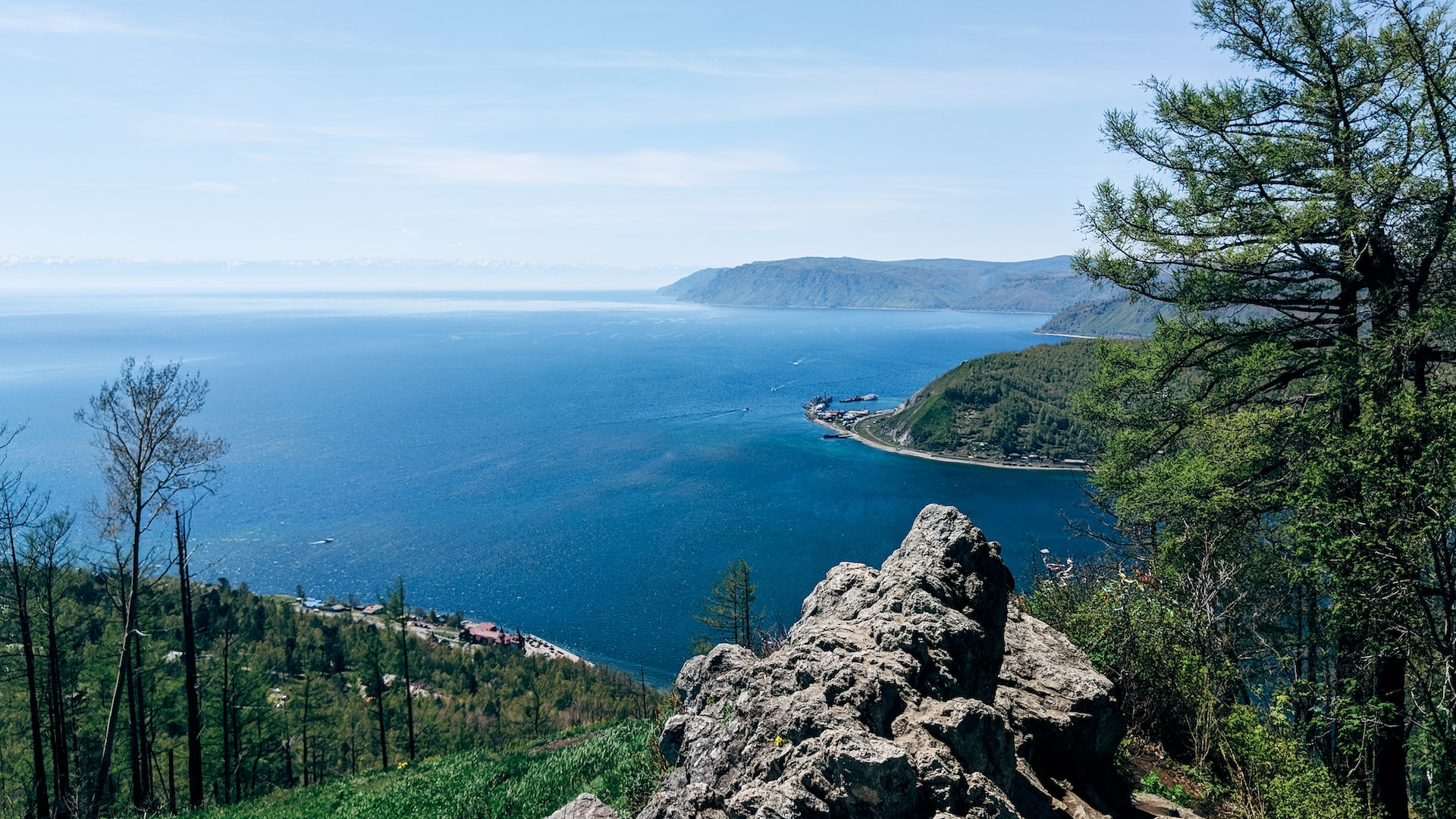 Pohľad na Bajkalské Jazero