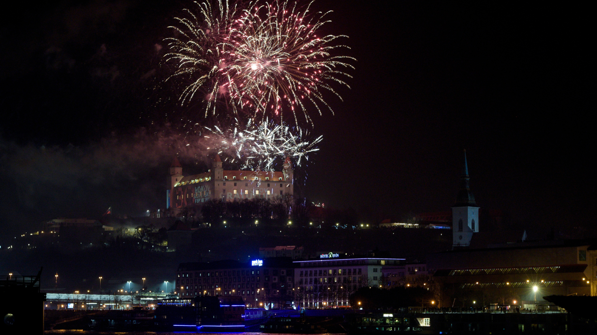 Ohňostroj v Bratislave