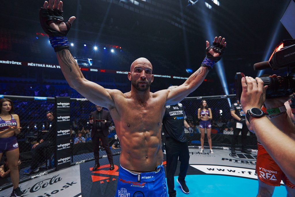 SHOT-BY-ZETAK-RFA4-0279_ZET3195-22-10-08