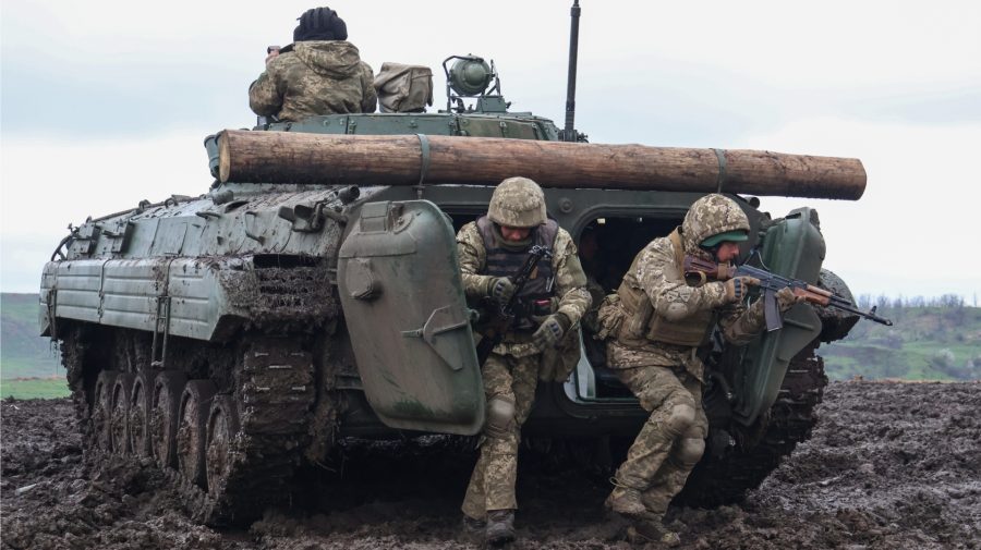 Ukrajinci a obrnený transporter najsilnejšie armády sveta