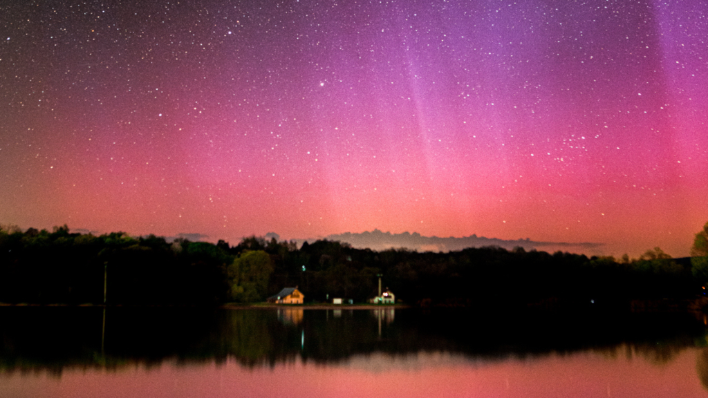 Polárna žiara nad Stropkovom