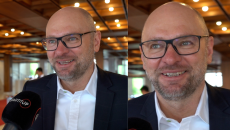 Richard Sulík sa smeje