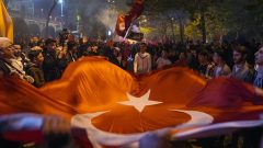 Všetky hlasy v Turecku sú takmer sčítané. Rozhodnuté ale nie je