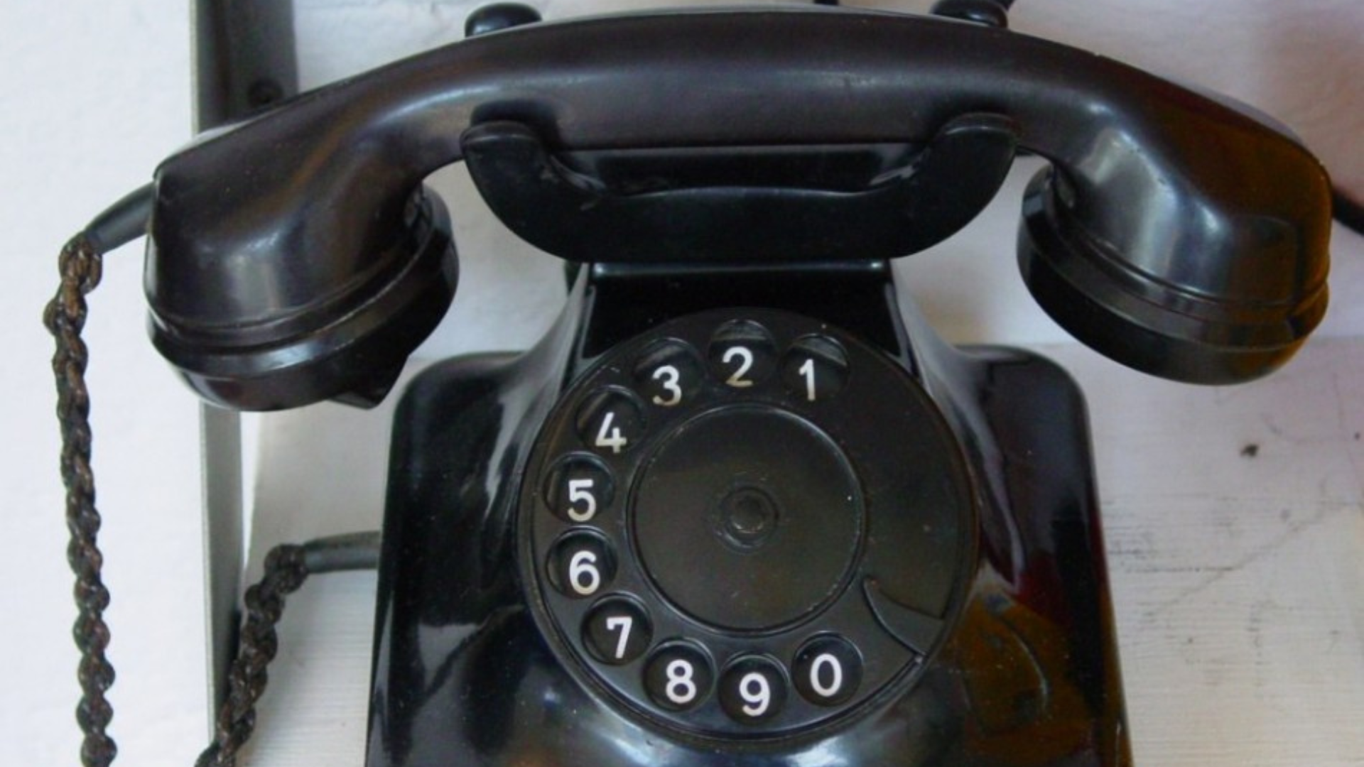 Historický telefón