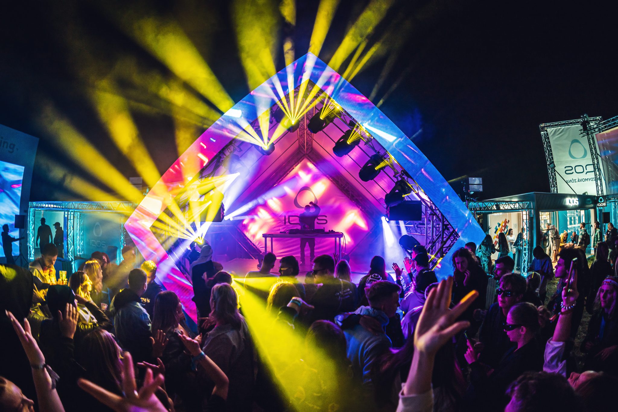 bezdymova_zona_52992133952_o