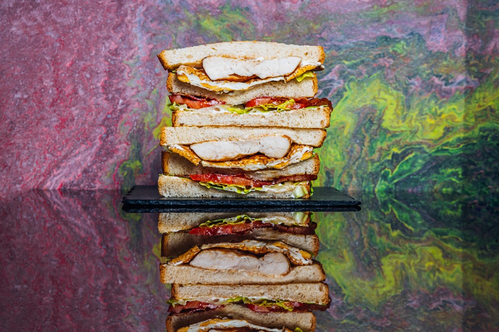 hamburger burger brno bistro leháro sendvič