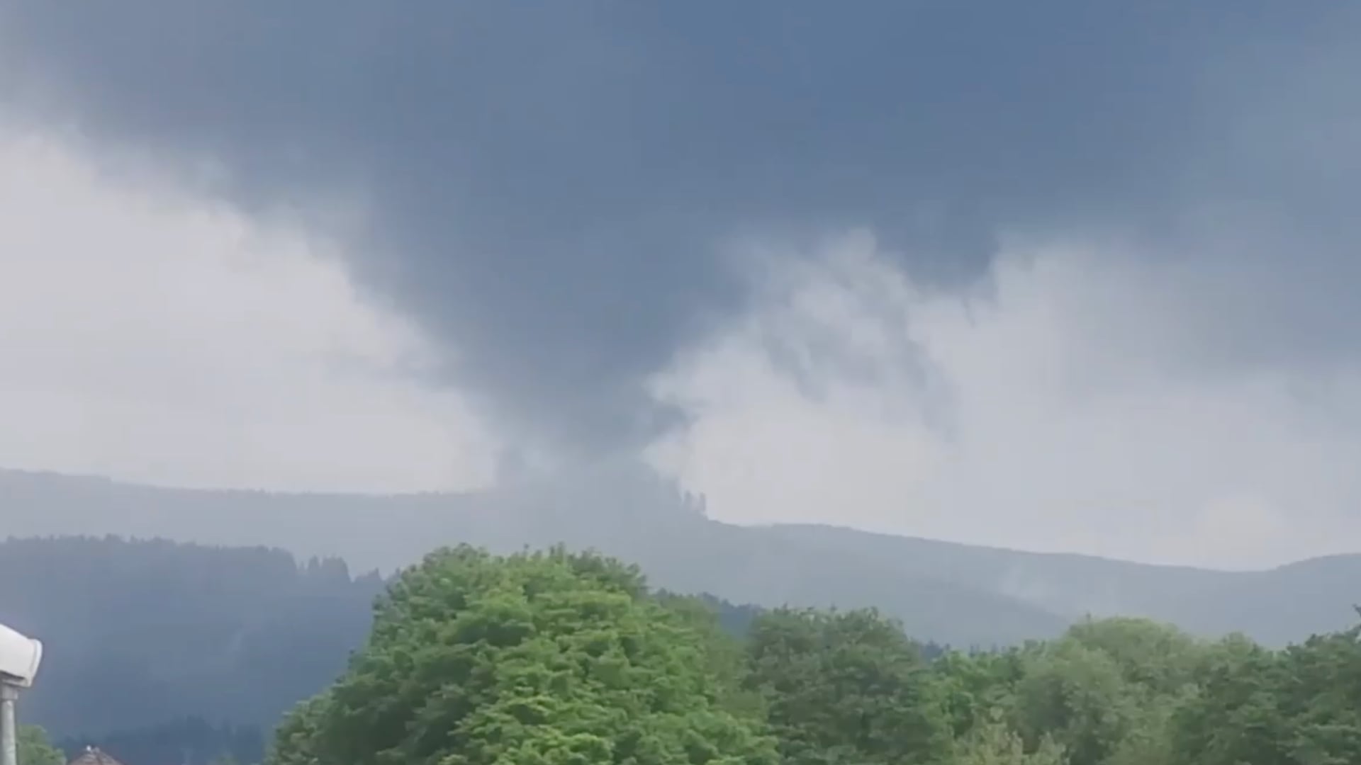 Nad Turcom zachytili tornádo