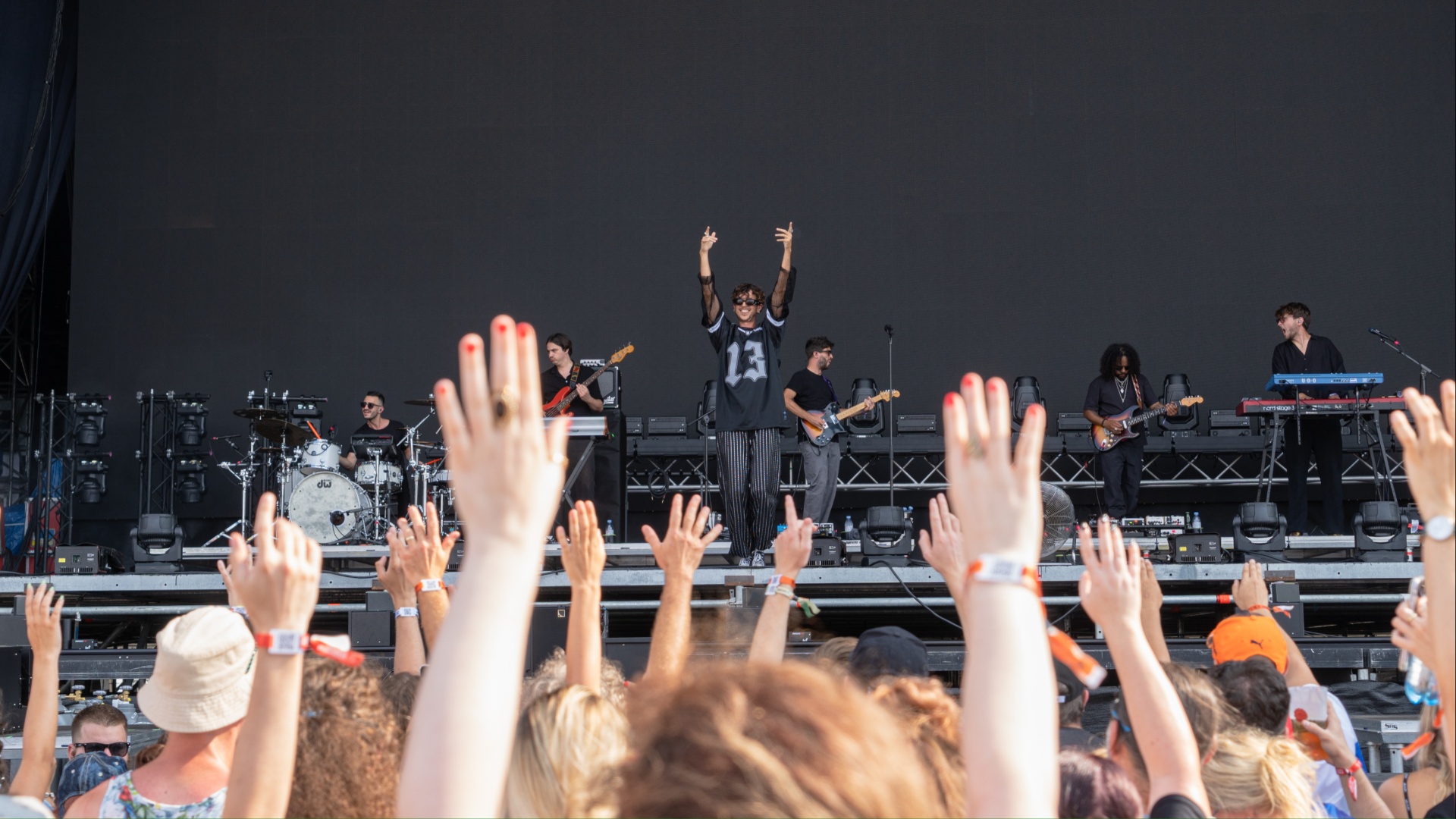 Oscar and the Wolf na festivale LOVESTREAM 2023