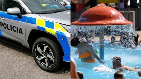 Policajné vozidlo a ľudia vo vode na kúpalisku