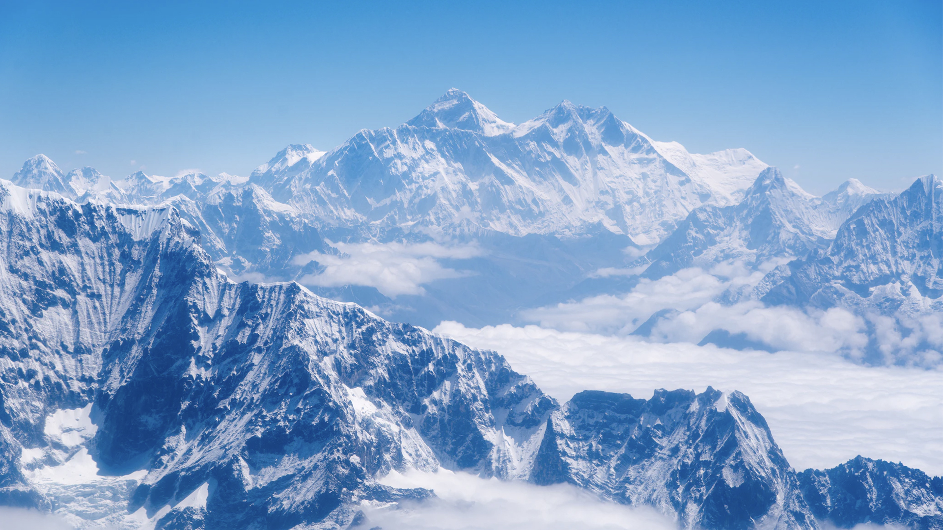 K2, Mount Everest
