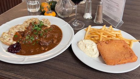 na snímke je syr a guláš