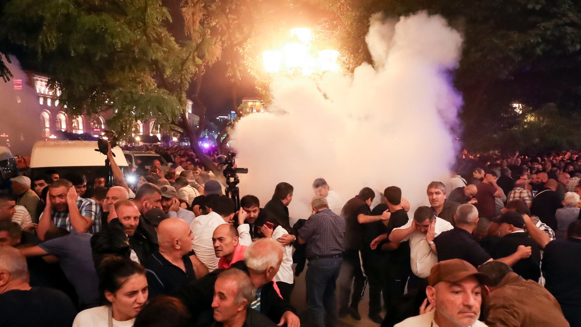 Nepokoje, Arménsko Azerbajdžan Karabach nepokoje protest