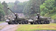Štátna akciová spoločnosť Konštrukta – Defence odovzdala Ukrajine ďalšie dva kusy samohybných kanónových húfnic Zuzana 2.