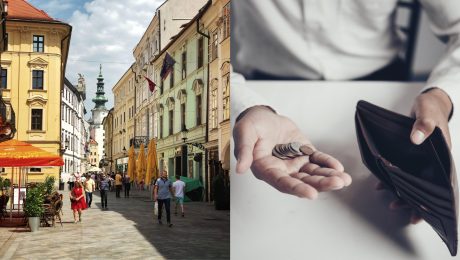 Ľudia v uliciach a ruky, ktoré držia prázdnu peňaženku a pár drobných.