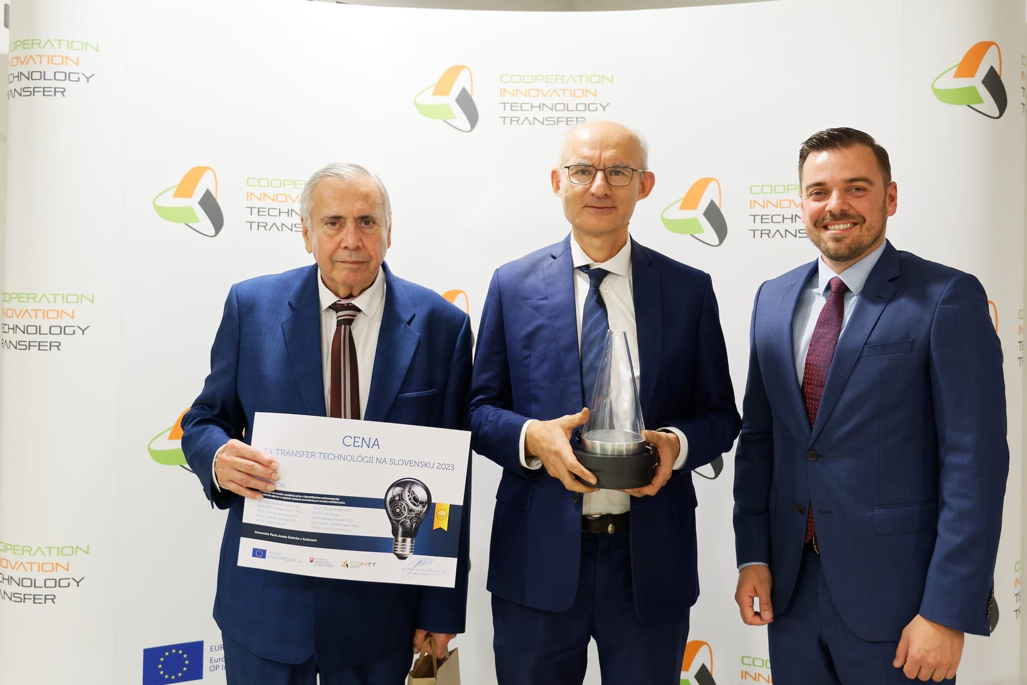 KATEGÓRIA_INOVÁCIA_ prof. MUDr. Viliam Donič, CSc. a doc. MUDr. Pavol Török, CSc. z Univerzity Pavla Jozefa Šafárika v Košiciach(1)