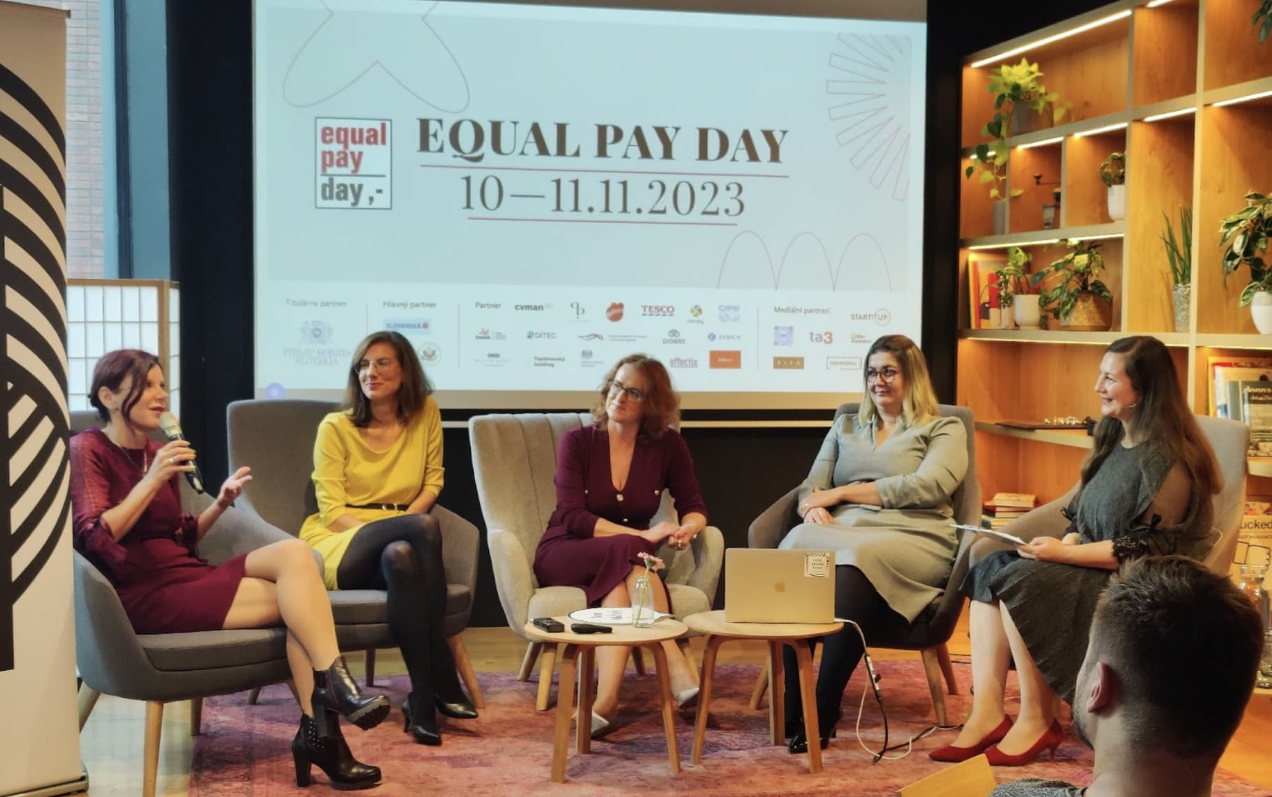 Snímka obrazovky 2023-10-17 o 15.59.04