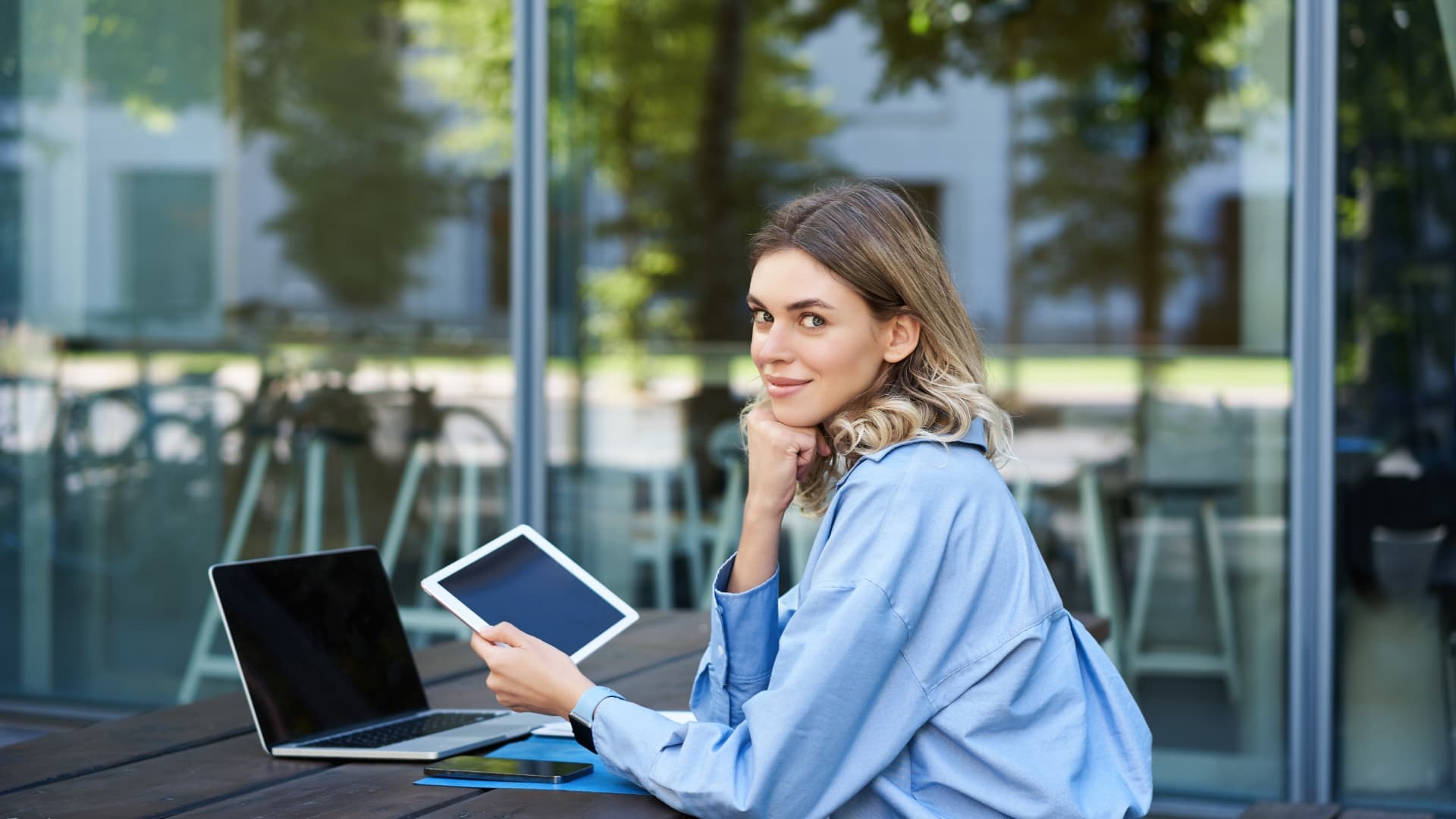 žena, práca, kariéra