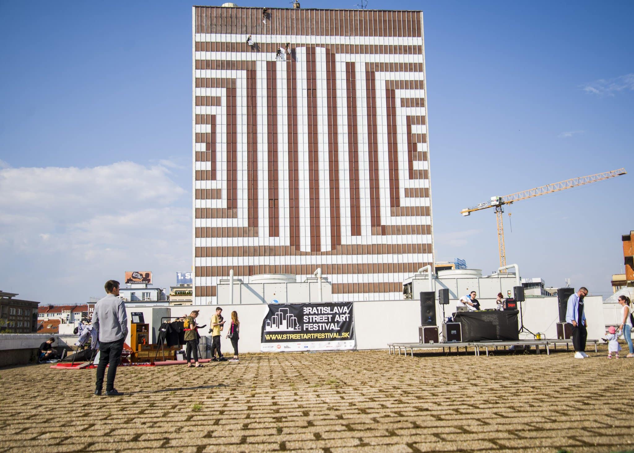 182906hotel_kyjev_streetartfest_4536074