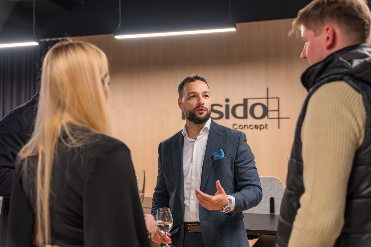 A7407206-Enhanced-NR veľkej veľkosti