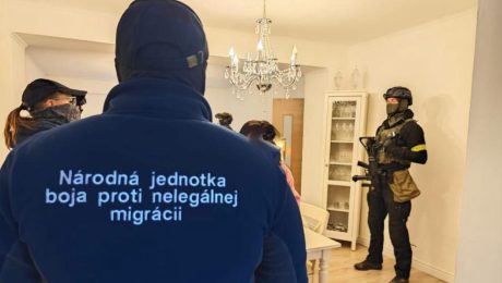 Národná jednotka boja proti nelegálnej migrácii zasahuje v Lučenci