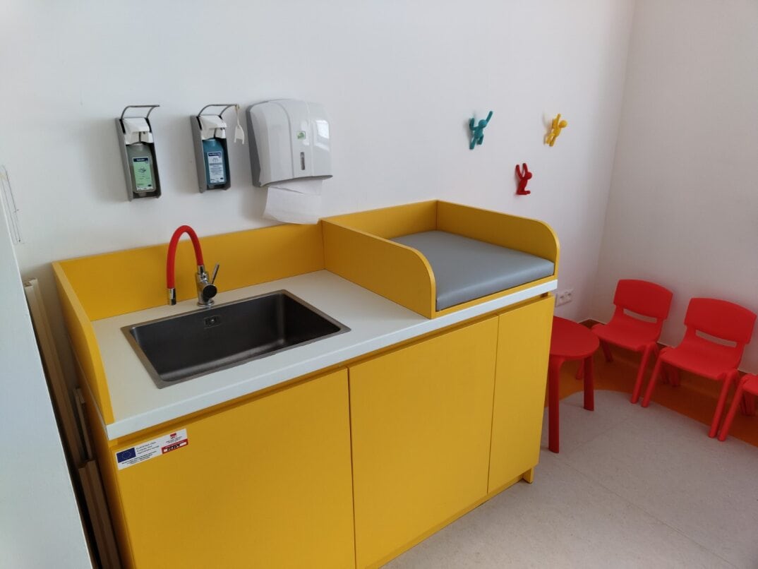 56049511-abbc-470e-82b0-7c9584e97bf5