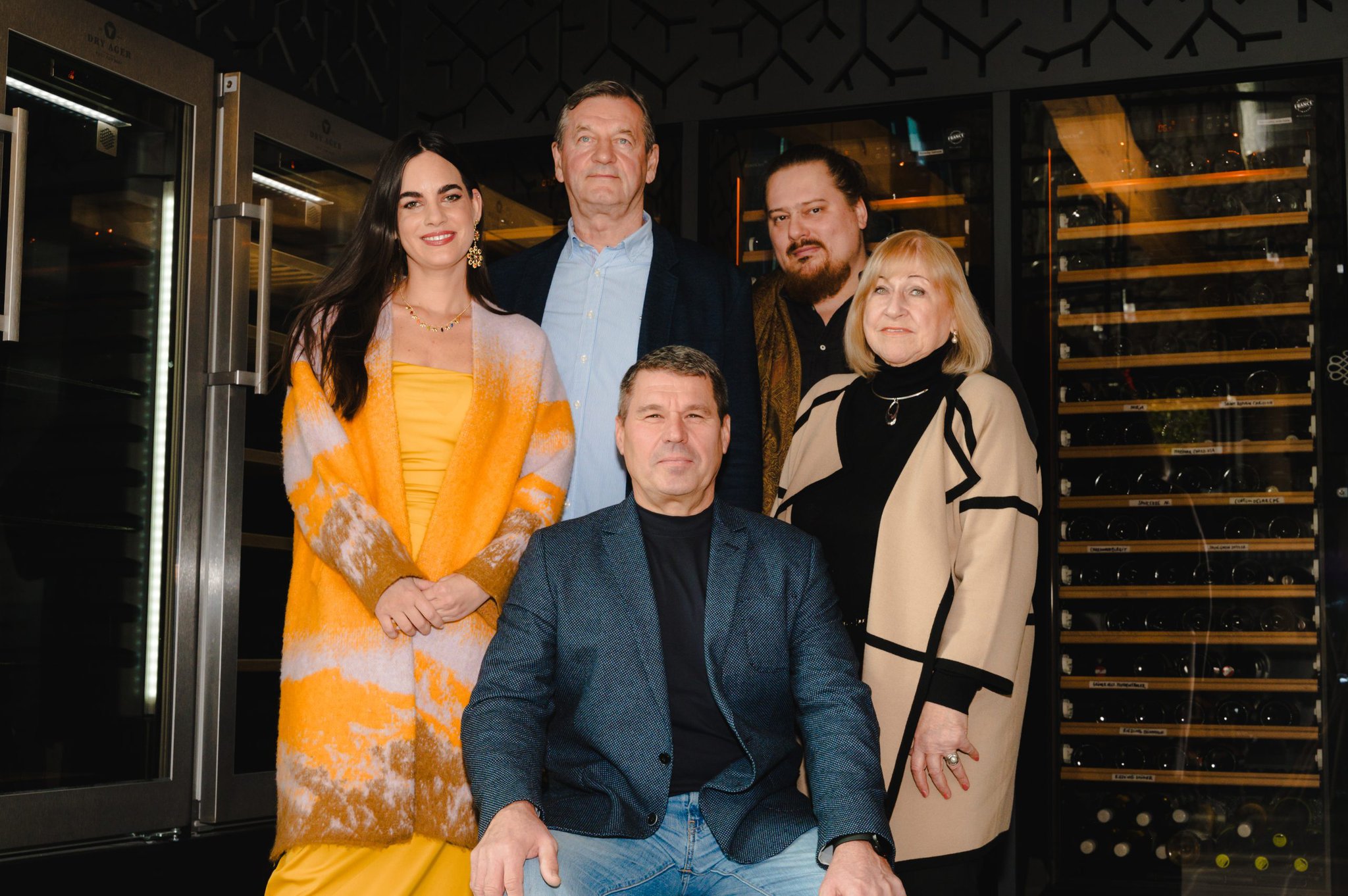 Členovia poroty Výtvarné umenie- Petra Tóth, Ivan Pavle, Ján Ťapák, Boris Hanečka a Mária Horváthová. Foto Jozef Buhaj