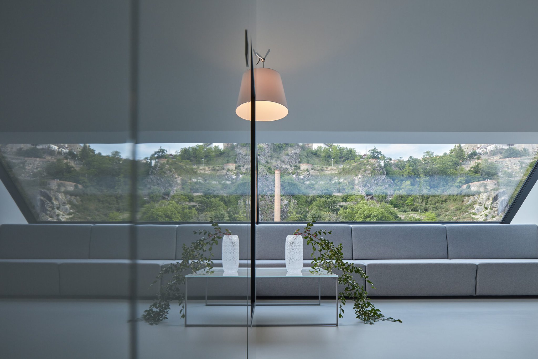 family-house-in-the-river-valley-kuba-pilar-boysplaynice-18