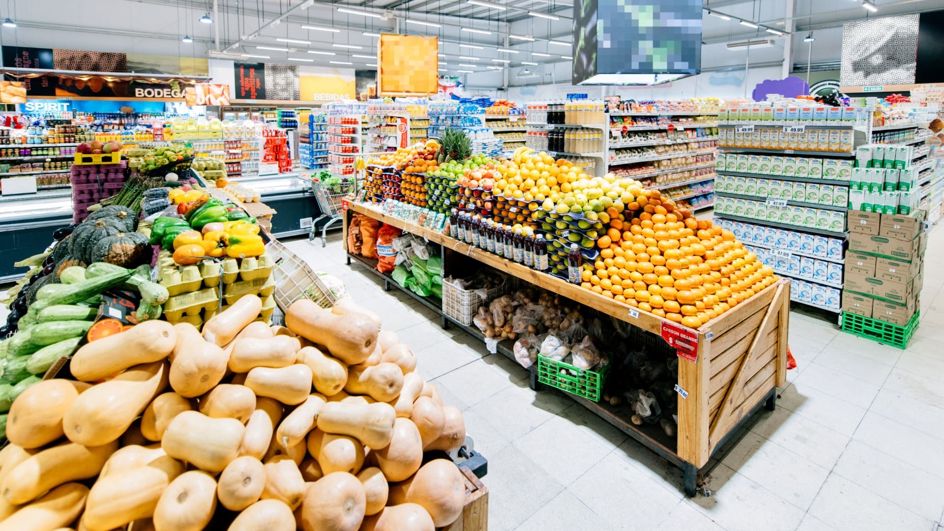 supermarket - nebezpečné arašidy