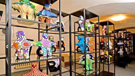 Výstava dražených bábik od Kiwanis
