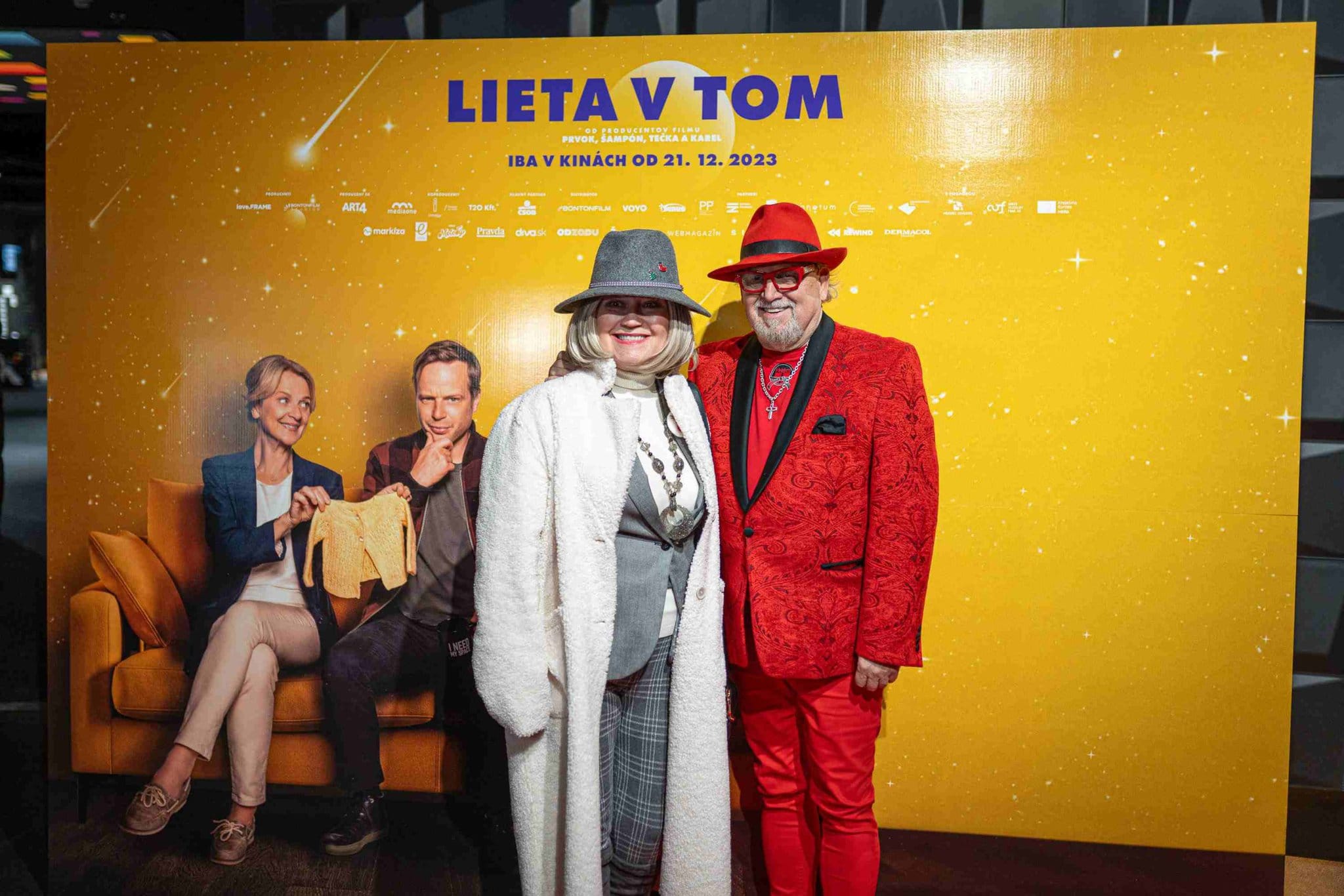 Lieta v tom_premiéra_Jozef Oklamčák s manželkou