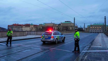 Česká polícia, cestný pirát