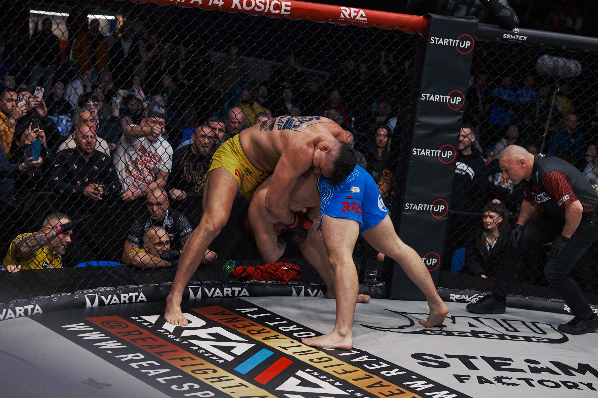 shot_by_ZETAK_0037_ET_0086-23-12-03