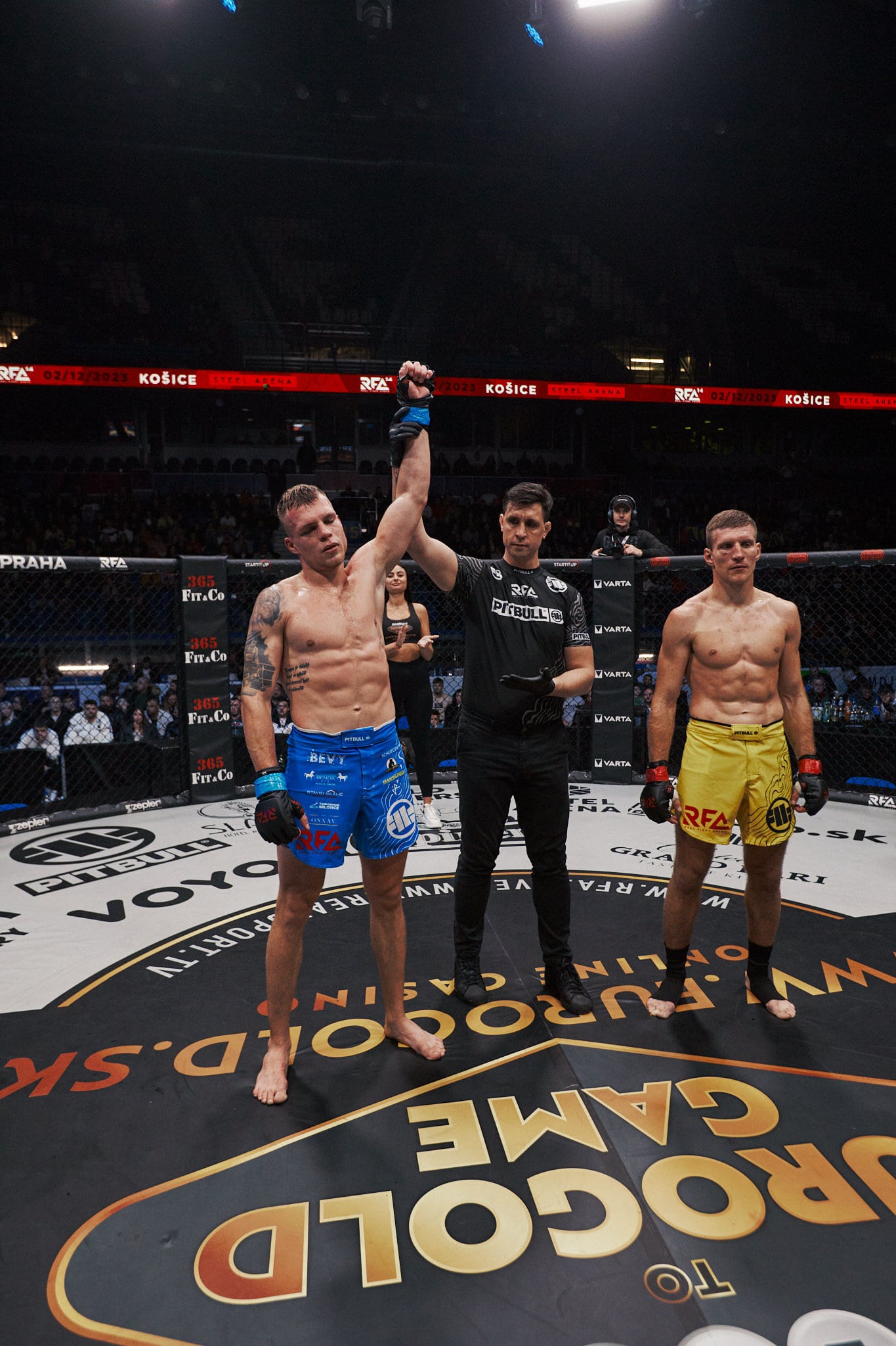 shot_by_ZETAK_0175_ZET9645-23-12-02