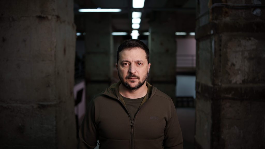 The_AP_Interview_Zelenskyy882634003206-3