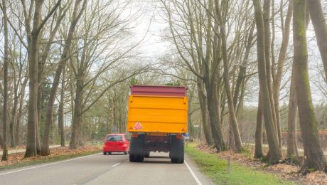 Jazda v protismere, predbiehanie, nebezpečenstvo