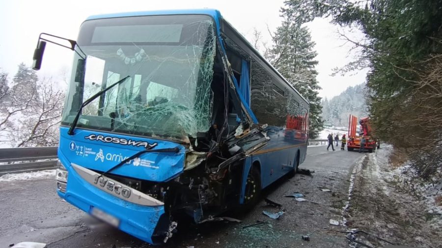 havária autobus zrážka