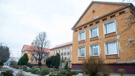 bratislava gymnázium albert einstein