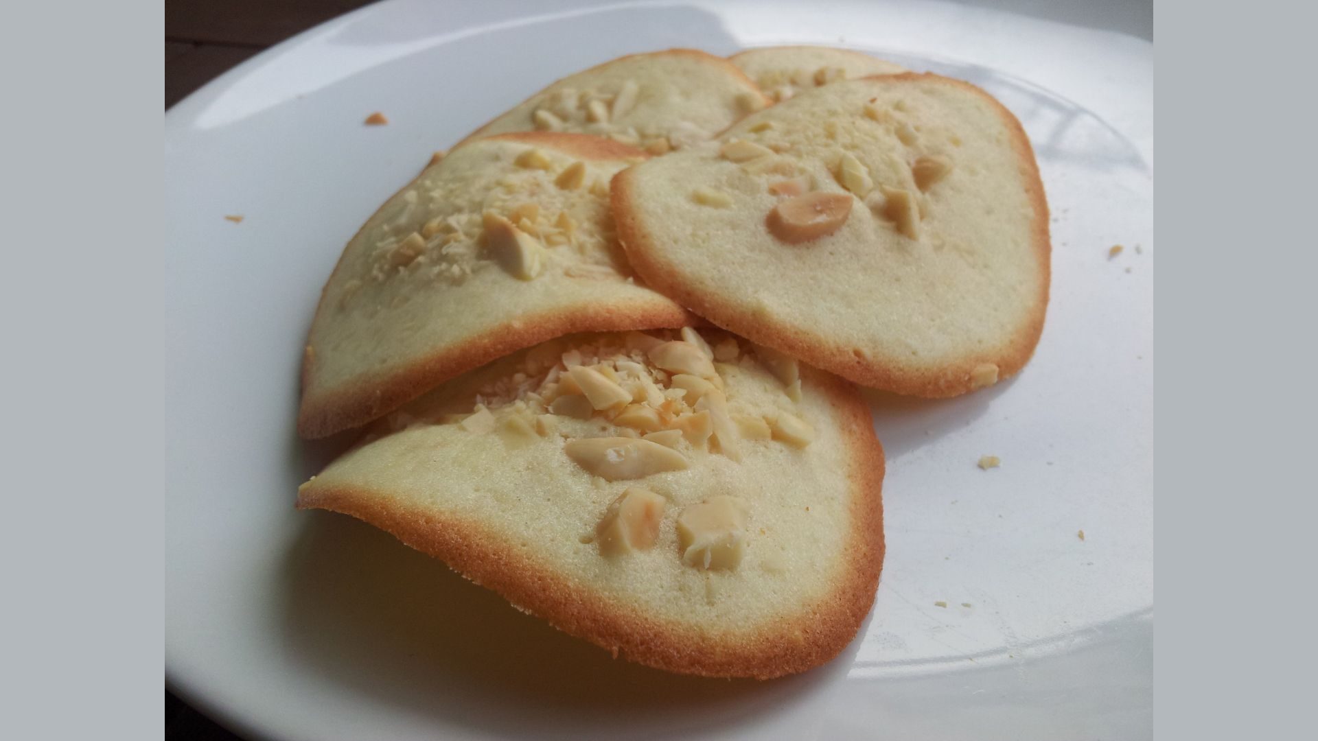 Tuiles aux amandes mandľové škridličky
